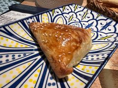 羊肉烤包子-耶里夏丽·丝路新疆菜·清真食品(徐汇南丹东路臻选店)