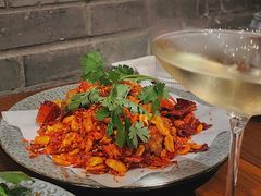 川式炸鸡翅配干辣椒-Bistro Les Lilas丁香花小酒馆
