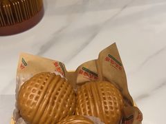 -洪氏嗨捞·广东猪肚鸡·椰子鸡火锅(西咸万象城店)