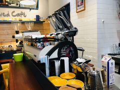-Be Lived Cafe比例咖啡(摩天轮店)