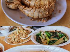 -鹏城人家海鲜酒家·23年老字号(较场尾店)