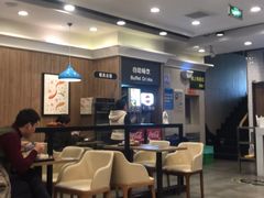 大堂-魏家凉皮(梨园店)