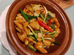 大蒜炒鱼泡-久宴·天目湖大鱼头(恐龙园店)