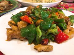 -闯关东东北农家菜(崂山石老人店)