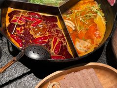 -三出山火锅(南京万象天地店)