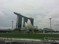 android_upload_pic-鱼尾狮公园