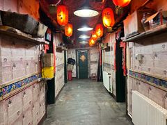 -鱼窝棚柴火铁锅炖(富山屯店)