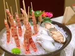 鲜活大连鲍鱼-ONE FULL 古董港式海鲜火锅