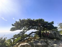 -罗田薄刀峰风景区