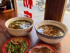 -矮子粉店1985·长沙米粉(湘春路店)