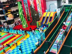 -蒙特利亲子乐园