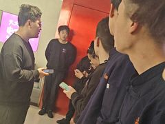 -老板恋上鱼(恒隆广场店)