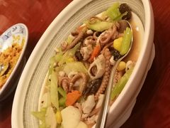 白果灼活章鱼-聚春园自助餐厅(东街口店)