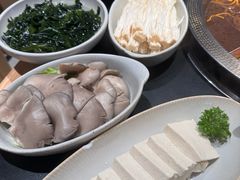 -廖掌柜·重庆鲜货火锅(上海首店)