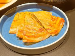 笋麸菜鲜肉麦饼-三利音·玖弄小鲜(浦东嘉里城店)