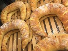 -Dough&Joe团憩(瑞虹天地月亮湾店)