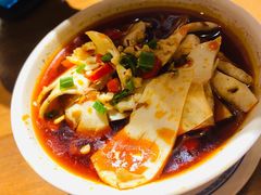 土冒黄喉-炉小二铜锅牛蛙•川湘菜(三里屯店)
