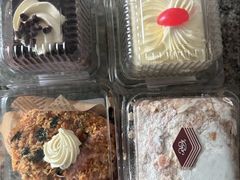 -红宝石·鲜奶小方·海派西点房(长阳店)