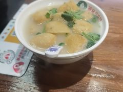 -老天桥酱肉烧饼夹肘子(天桥店)
