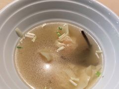 鲜虾净云吞-避风塘(宝山万达店)