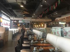 大堂-大头虾越式风味餐厅(光明广场店)