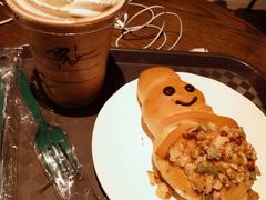 -星巴克(六合路店)