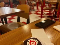 -城市大道红炉披萨烘焙坊