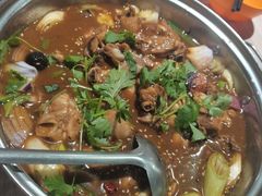 地锅鸡-上海交通大学新疆餐厅