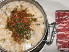 -德林酸菜鱼火锅(南丹店)