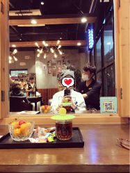 -PE SALON