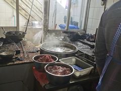 -正宗杨记普洱酸醋米线(总店)