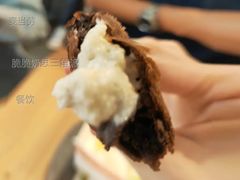 脆脆奶思三角派-麦当劳(广州花城汇店)