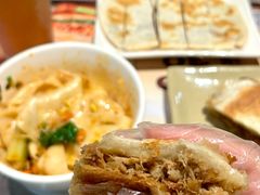 招牌肉夹馍-大师兄·西北小馆(南沙万达广场店)