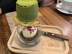 -FLOVIE FLORIST CAFE