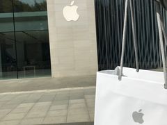 -Apple零售店(玄武湖店)