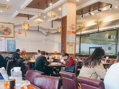 大堂-华盛园卷子王农家菜水库鱼