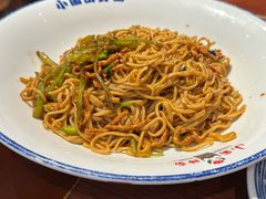 -东大桥小国抻面烧烤(长通路店)