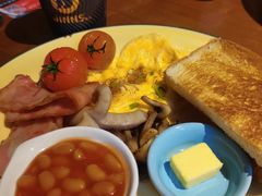 -JINNS锦时 steak&pizza(浸信会礼拜堂旧址店)