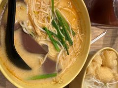 -谭仔米线(皇庭广场店)