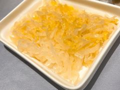 细丝酸菜-鼎鼎香·港式火锅(北京SKP店)
