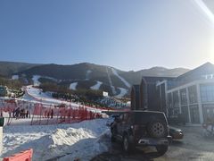 -鳌山滑雪度假区