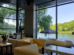 -上海怡沁园度假酒店