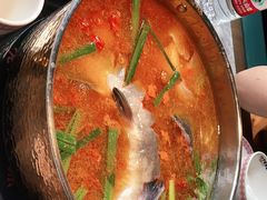-野山舂·贵州现舂酸汤牛肉(民生路店)
