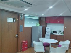 -新东方成人英语学习考试·口语·商务(延安路校区)