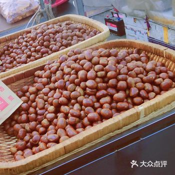 突发奇想，想起大学期间经常逛的家佳源和外面的吕家庄夜