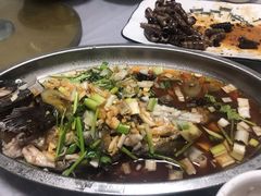 -宾朋海鲜美食餐厅·特色美食(兴海路店)