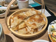 -小鱼小牛·鱼牛干锅·脆鱼火锅(世欧广场店)