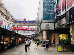 -解放路步行街                