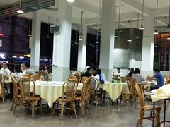 大堂-标记美食新鲜猪杂(兴南大道店)