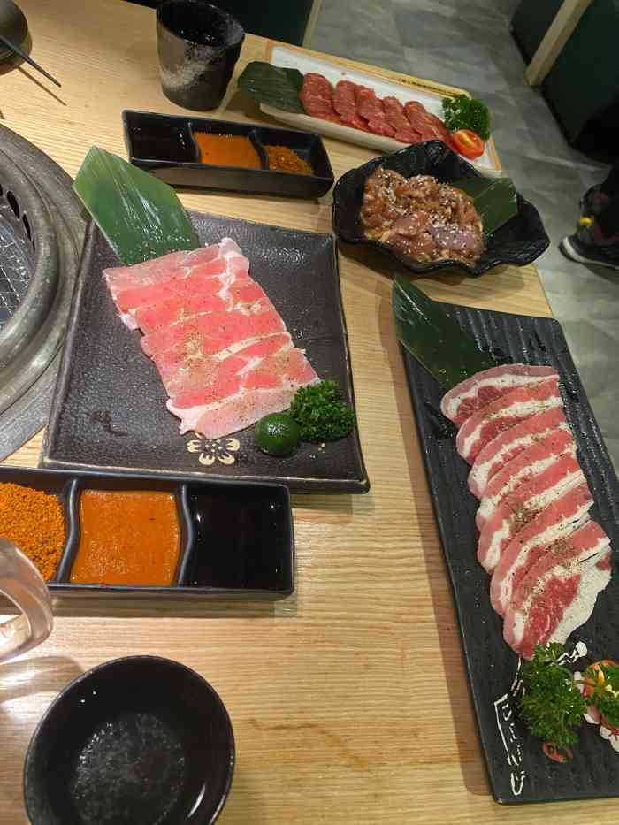 赤炭日式烧肉(五四北泰禾广场店)-"同学来福州玩,反复交代要吃肉,怎么